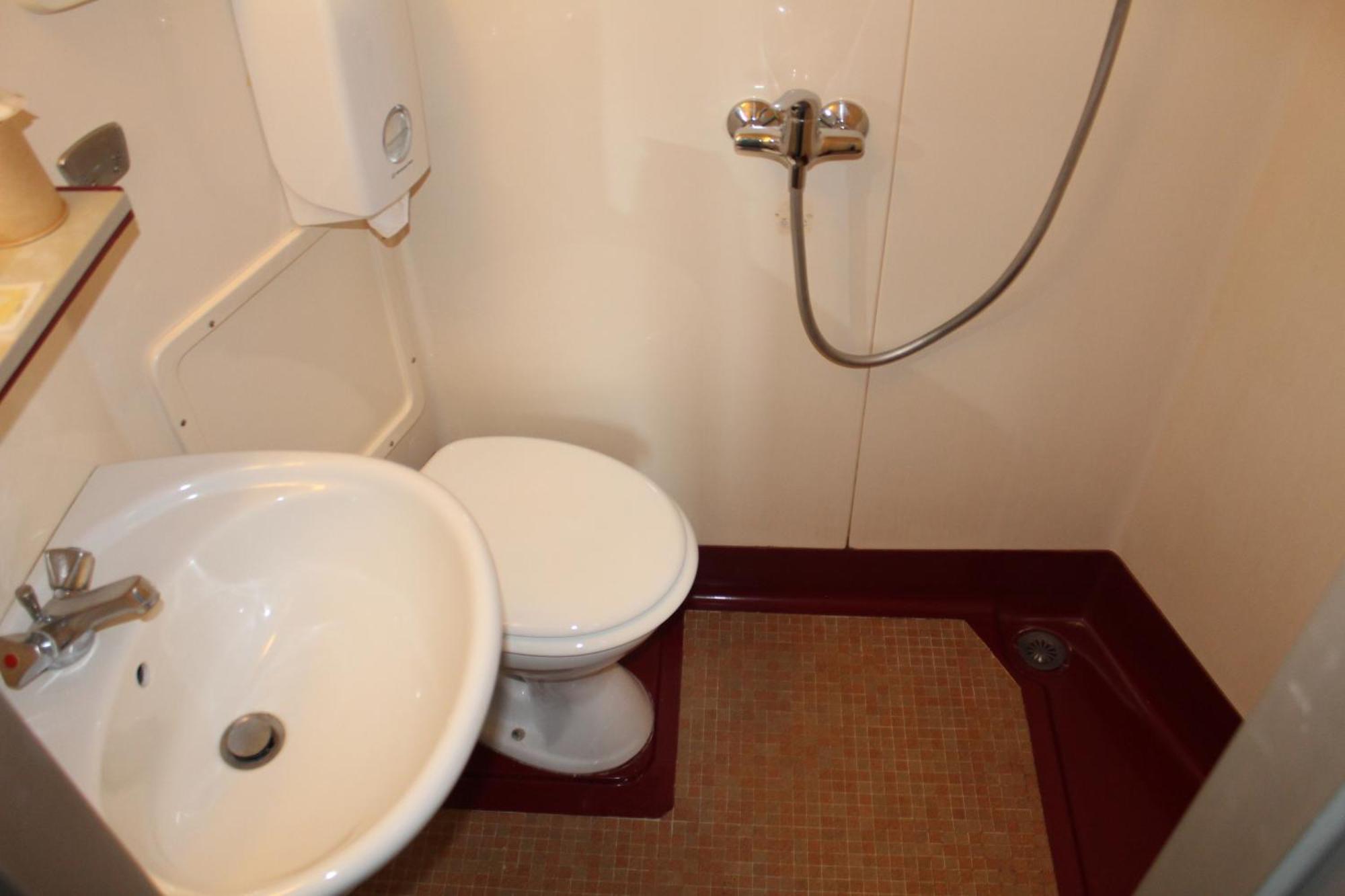 Hotel Des Pins Jullouville-les-Pins Szoba fotó