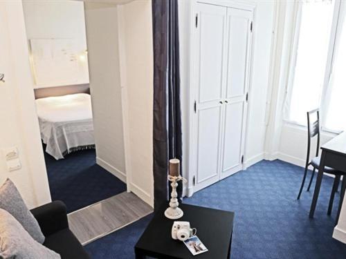 Hotel Des Pins Jullouville-les-Pins Szoba fotó